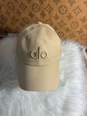 ALO Yoga | Accessories | Alo Yoga District Trucker Hat Whiteblack